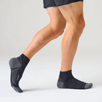 Feetures Plantar Fasciitis relief Sock Light Cushion Quarter - Black
