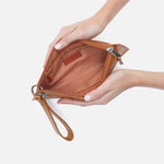 Hobo Vida Wristlet Polished Leather Natural