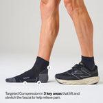 Feetures Plantar Fasciitis relief Sock Light Cushion Quarter - Black