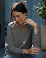 Anna Beck Classic Disc Necklace - Gold
0011N-TWT