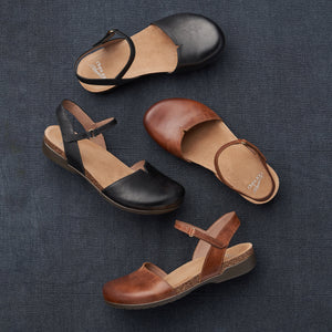 Dansko Rowan Tan Waxy Burnished