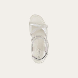 Naot Innovate Color Soft Silver Lthr w/ Clear Rhinestones