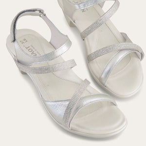 Naot Innovate Color Soft Silver Lthr w/ Clear Rhinestones
