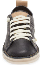 On Foot Style 30250 Silken Low Top Sneaker Black
