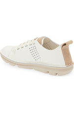On Foot Style 30250 Silken Low Top Sneaker Blanco